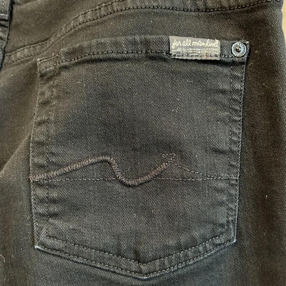 7 For All Mankind Mid-Rise Black Straight Leg Jeans, 30 - Picture 8 of 11